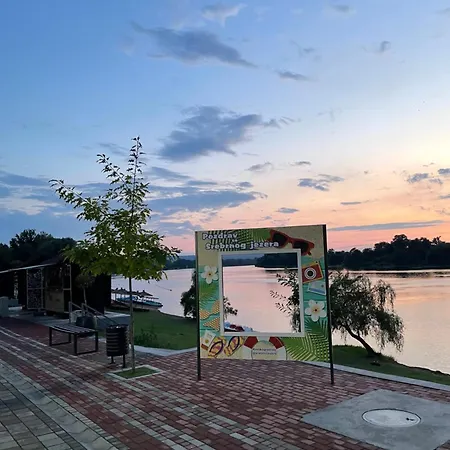Srebrno Jezero * Veliko Gradište